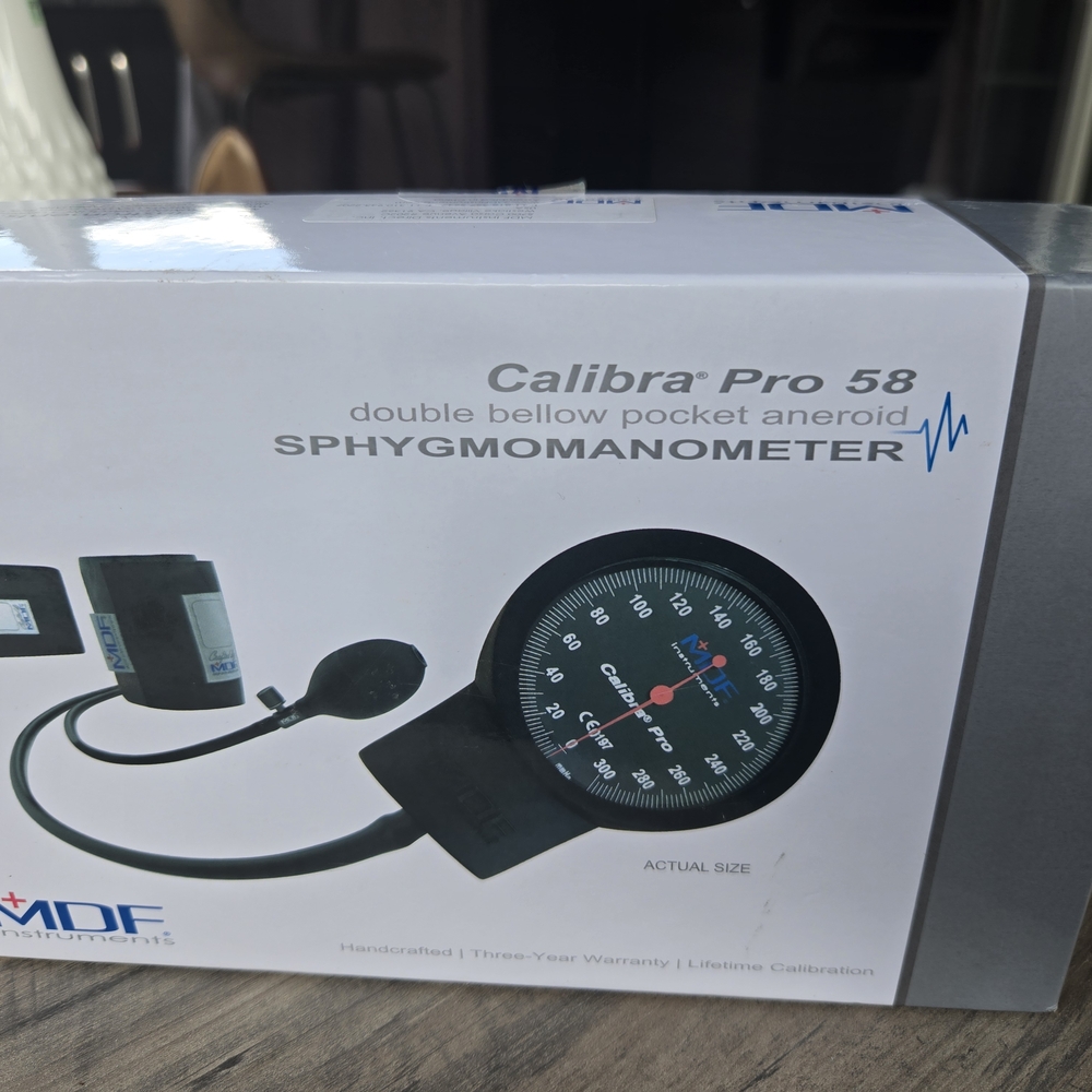 Pro 58 Sphygmomanometer - Black